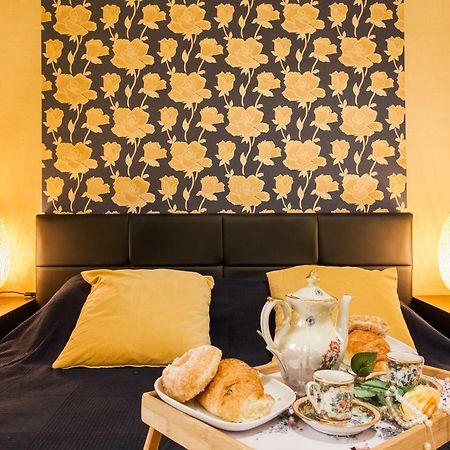 Central, Quiet, Cozy, Very Clean Private Apartment Close To Acropolis Atene Esterno foto