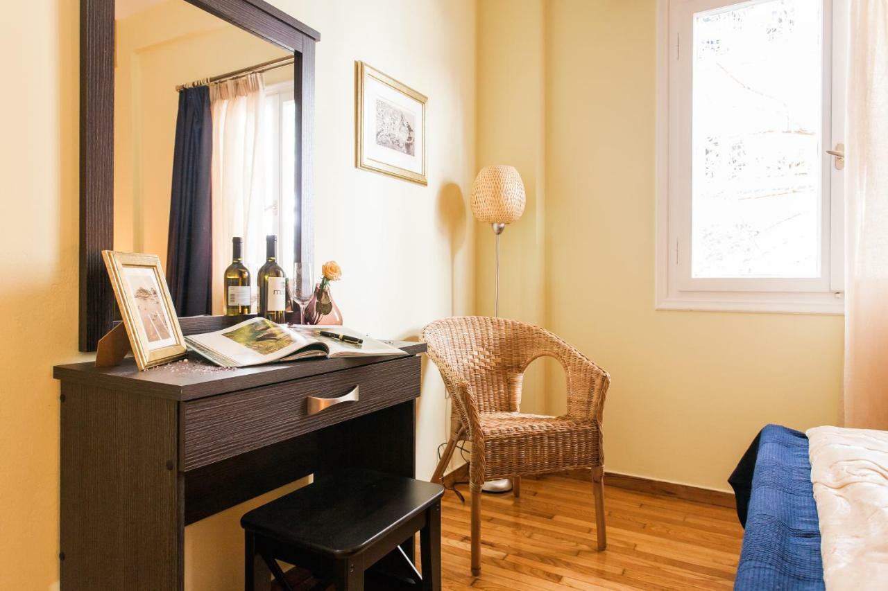 Central, Quiet, Cozy, Very Clean Private Apartment Close To Acropolis Atene Esterno foto